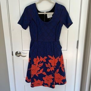 Spring dress with cute detail